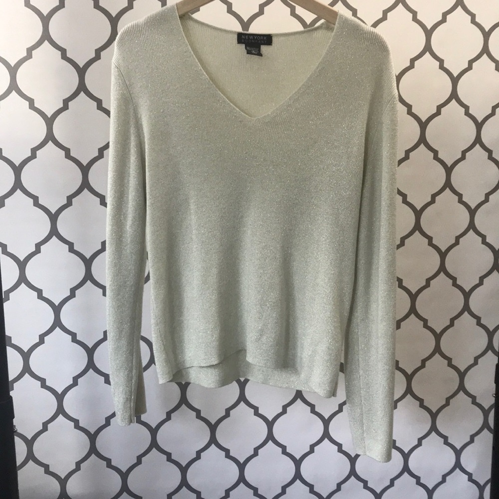 New York & Company White and Metallic Sweater